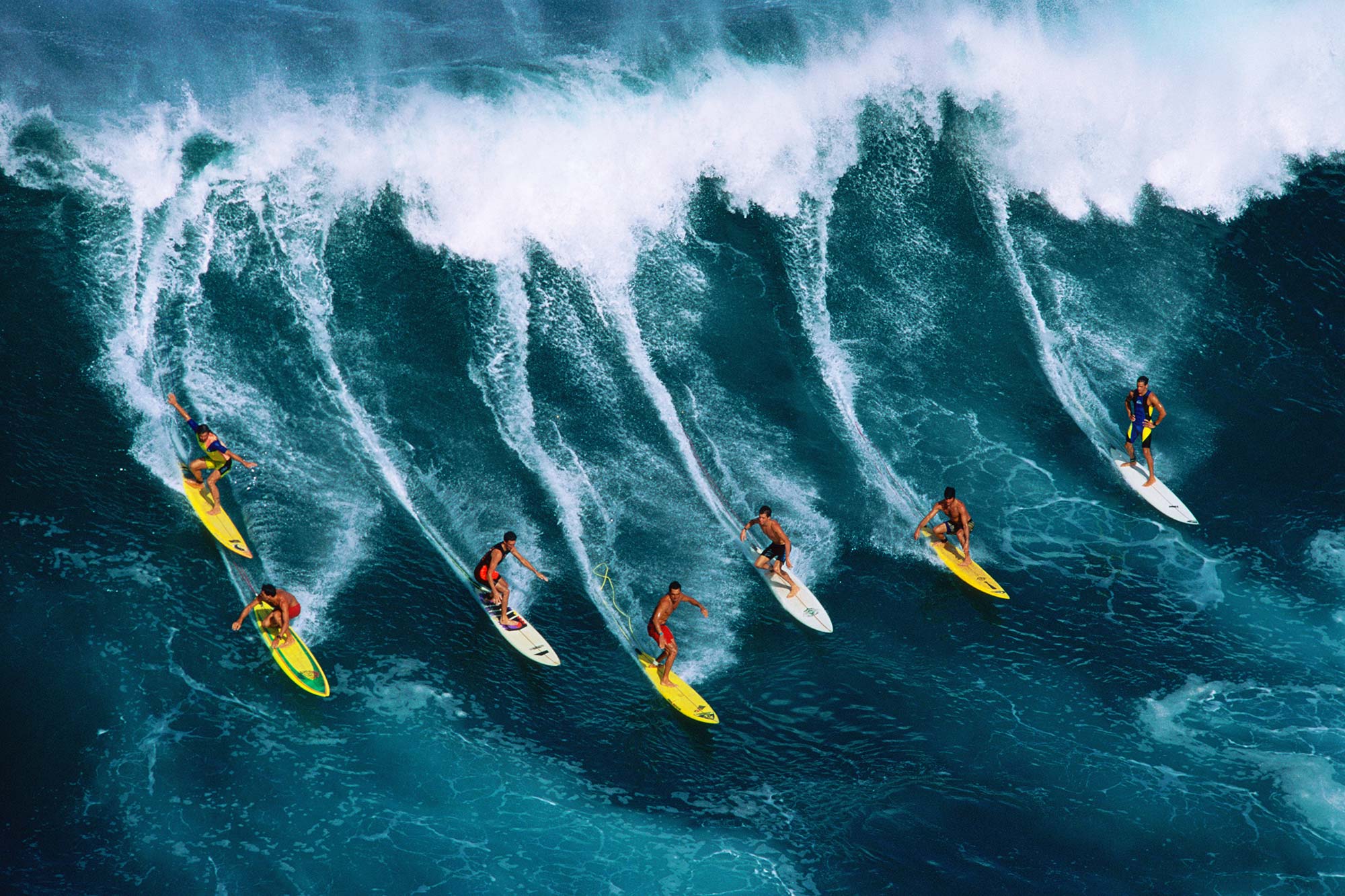 Where are the Best Surf Spots for Kids & Beginners in Hawaii? The