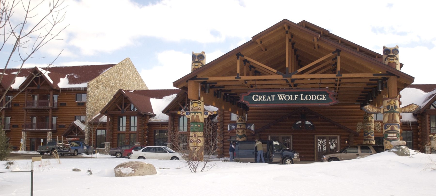 Great Wolf Lodge Closing Time