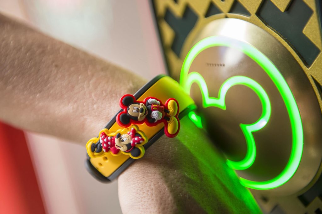Are Magic Bands Waterproof? The Family Vacation Guide
