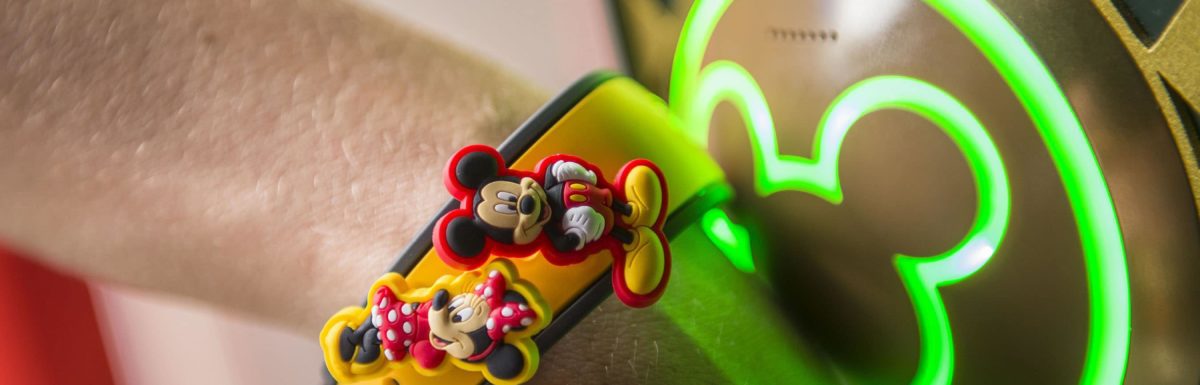 are-magic-bands-waterproof-the-family-vacation-guide