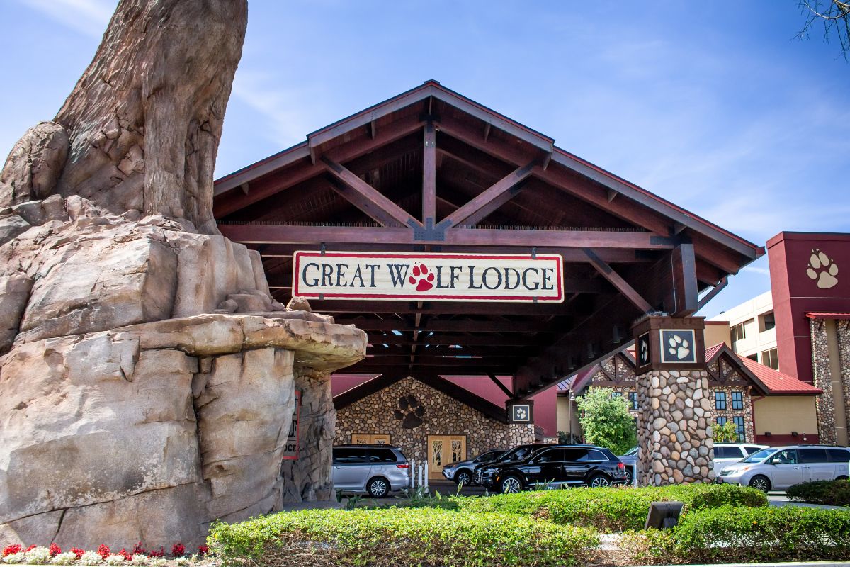 How Much Is a Great Wolf Lodge Day Pass? The Family Vacation Guide